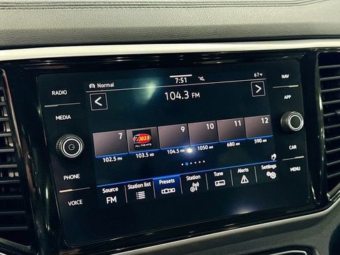 Used 2021 Volkswagen Atlas SEL Premium R-Line image 16