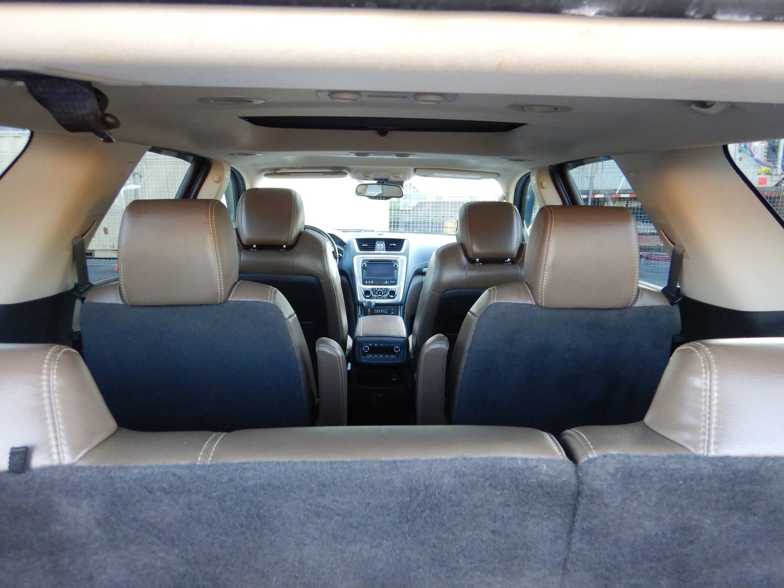 Used 2016 GMC Acadia SLT w/ Premium Edition AWD/4WD image 27