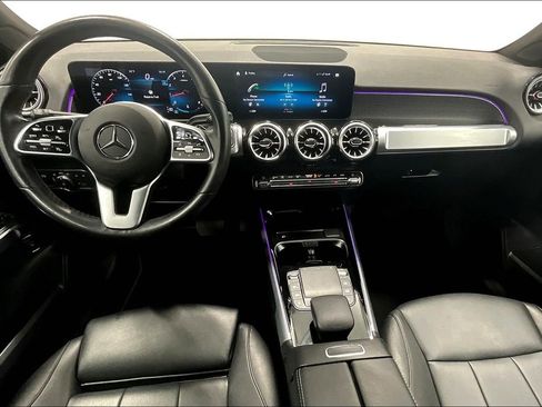 Used 2022 Mercedes-Benz GLB 250 image 18