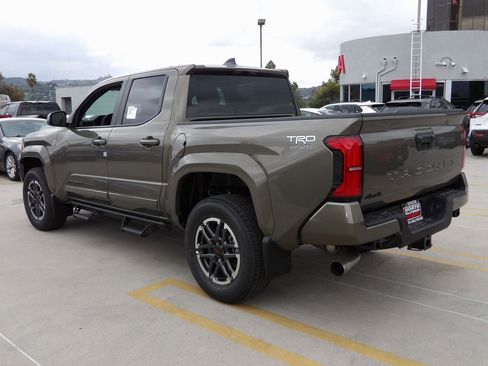 New 2026 Toyota Tacoma TRD Sport image 6