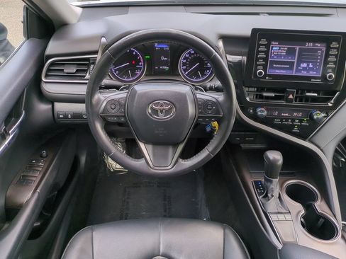 Used 2024 Toyota Camry SE FWD image 15