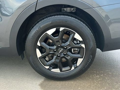 Used 2024 Kia Sorento S FWD image 17