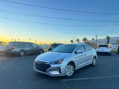 Used 2019 Hyundai Elantra SE w/ Cargo Package