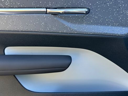 New 2026 Volvo EX30 Ultra w/ Climate Package AWD/4WD image 8