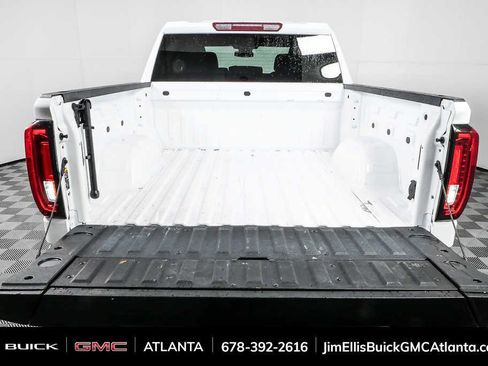 Used 2025 GMC Sierra 1500 SLT AWD/4WD image 29