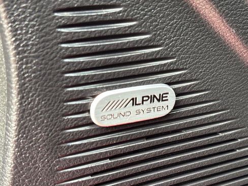 Used 2023 Dodge Challenger SXT image 20