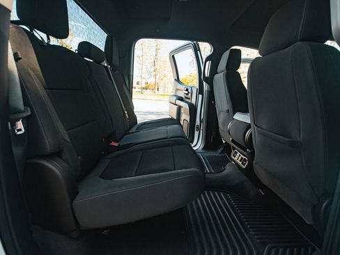 Used 2020 Chevrolet Silverado 1500 LT w/ All-Star Edition image 21