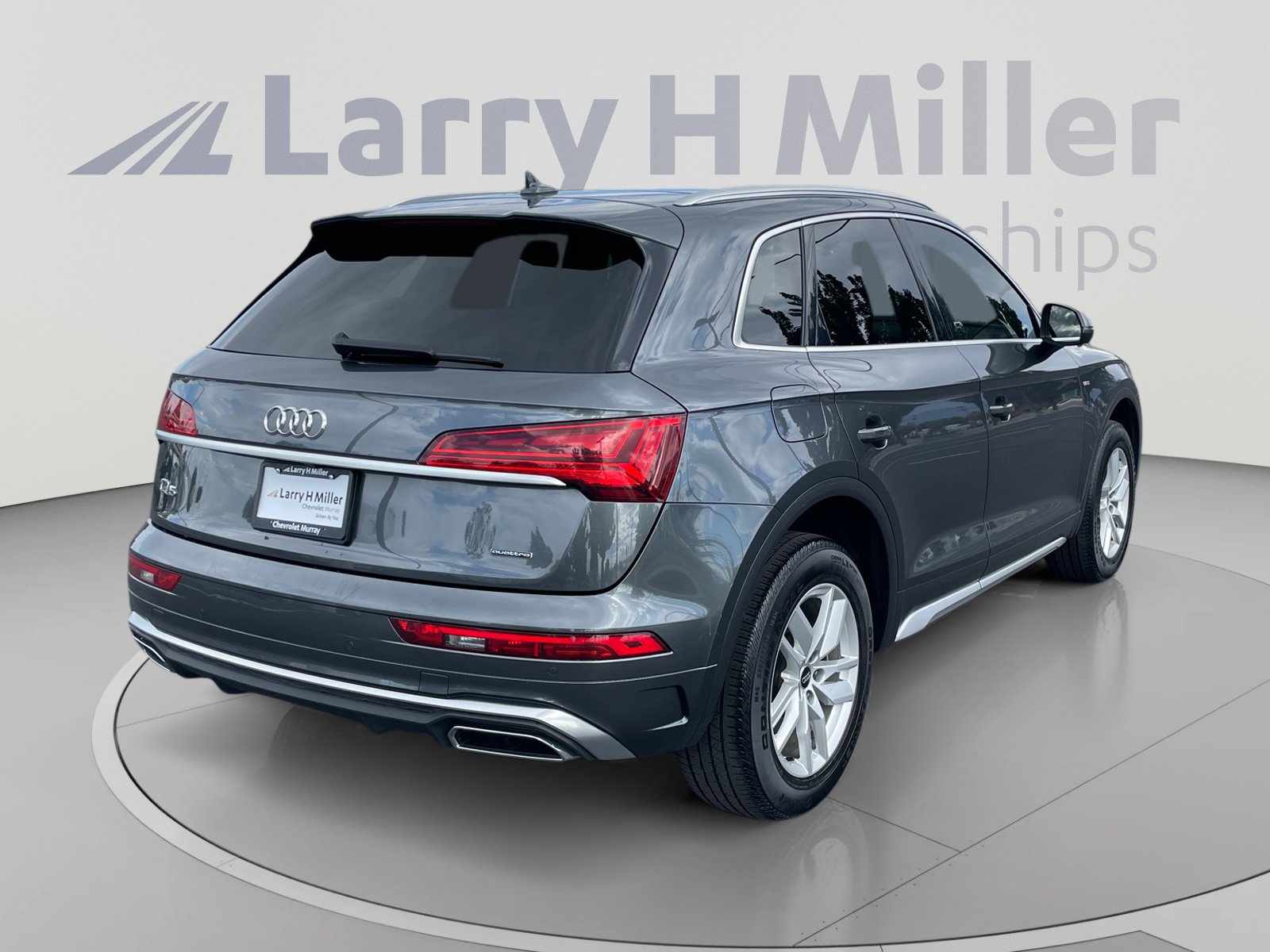 Used 2023 Audi Q5 2.0T Premium w/ Convenience Package AWD/4WD image 5