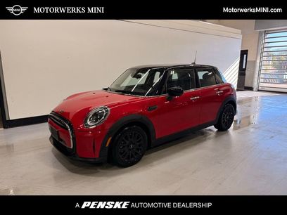 Used 2022 MINI Cooper 4-Door Hardtop w/ Premium Package