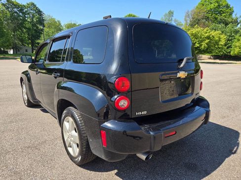 Used 2010 Chevrolet HHR LT FWD image 5