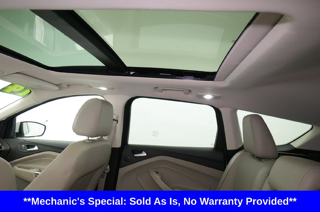 Used 2014 Ford Escape Titanium w/ Equipment Group 401A AWD/4WD image 19