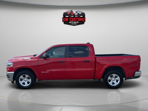 Used 2025 RAM 1500 Big Horn AWD/4WD image 4