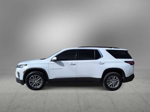 Used 2023 Chevrolet Traverse LT image 5