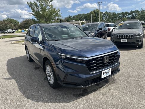 Used 2024 Honda CR-V EX image 2