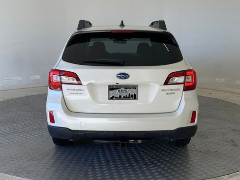 Used 2017 Subaru Outback 3.6R Limited image 9