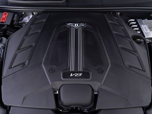 New 2025 Bentley Bentayga Extended Wheelbase image 46