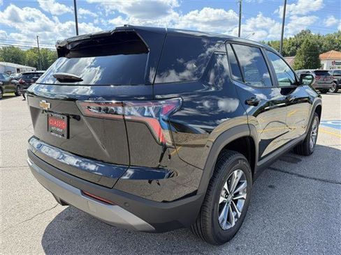 New 2026 Chevrolet Equinox LT w/ Convenience Package II image 7