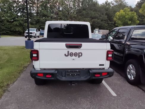 Used 2020 Jeep Gladiator Rubicon AWD/4WD image 3