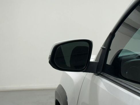 Used 2022 Toyota Tacoma TRD Off-Road image 26