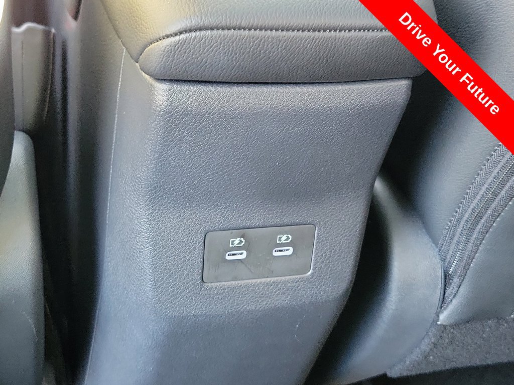 Used 2026 Nissan Kicks SR w/ SR Premium Package FWD image 24