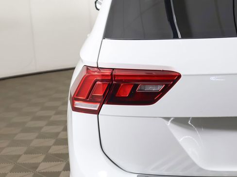 Used 2024 Volkswagen Tiguan S image 15