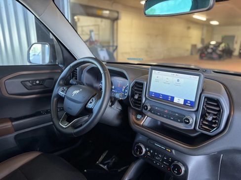 Used 2024 Ford Bronco Sport Badlands w/ Premium Package AWD/4WD image 21