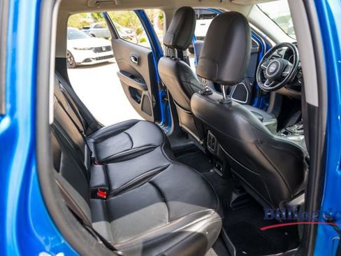 Used 2019 Jeep Compass Limited FWD image 14