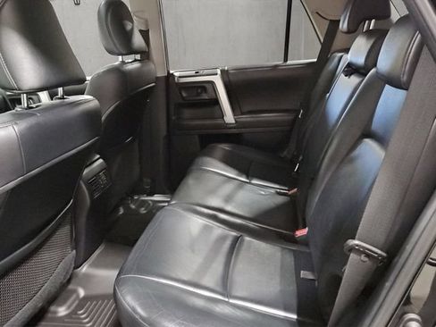 Used 2010 Toyota 4Runner Limited AWD/4WD image 23