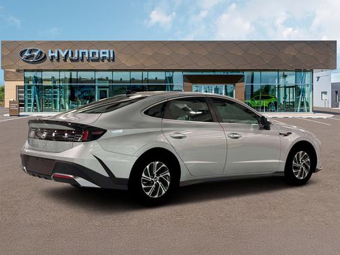 New 2026 Hyundai Sonata Blue image 8