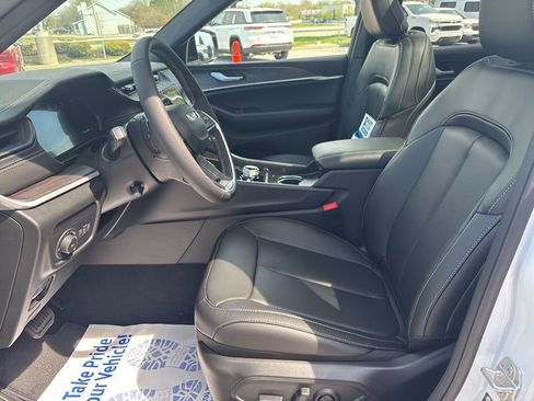 New 2026 Jeep Grand Cherokee L Limited AWD/4WD image 60