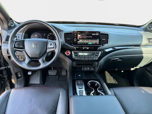 Used 2024 Honda Ridgeline Black Edition image 17