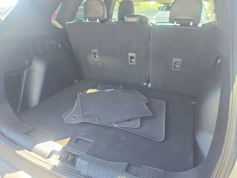Used 2024 Ford Escape Platinum image 31