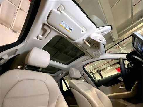 Used 2019 Mercedes-Benz GLC 300 GLC 300 image 27