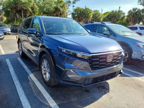 Certified 2025 Honda CR-V EX image 1