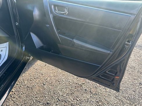 Used 2014 Toyota Corolla S FWD image 18