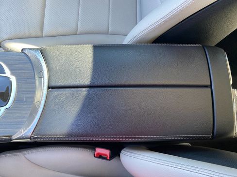 Used 2017 Mercedes-Benz C 300 4MATIC Sedan w/ Premium 1 Package image 18