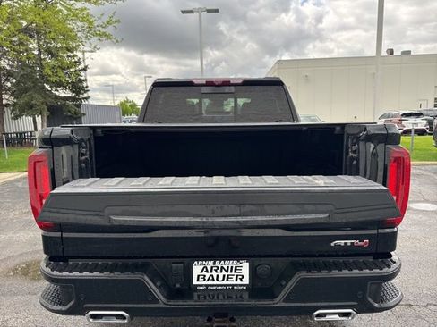Used 2023 GMC Sierra 1500 AT4 w/ AT4 Premium Package AWD/4WD image 8