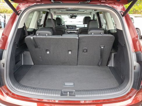 Used 2024 Kia Telluride EX w/ EX Captain's Chair Package image 21