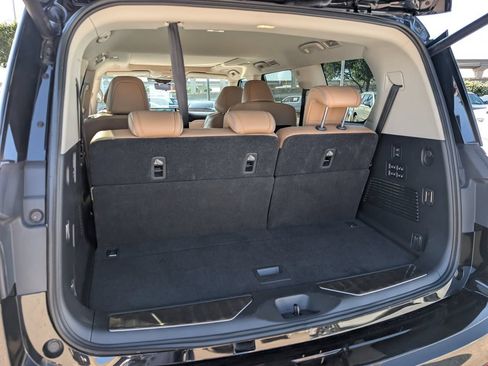 Used 2025 INFINITI QX80 Sensory AWD/4WD image 26