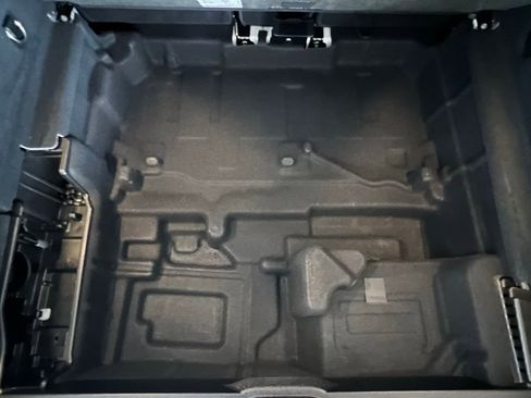 Certified 2022 Mercedes-Benz GLC 43 AMG 4MATIC image 40