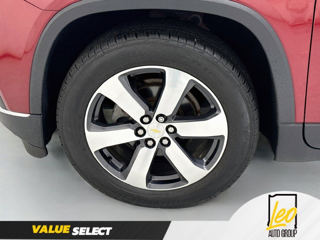Used 2018 Chevrolet Traverse LT AWD/4WD image 36