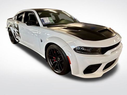 Used 2023 Dodge Charger SRT Hellcat w/ Harman/Kardon Audio Group RWD image 3