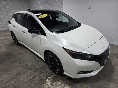Used 2024 Nissan Leaf SV Plus image 58