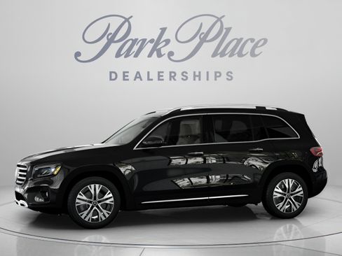 Certified 2026 Mercedes-Benz GLB 250 image 3