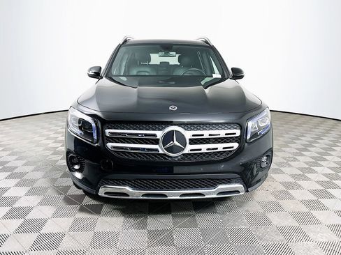 Used 2023 Mercedes-Benz GLB 250 4MATIC image 3