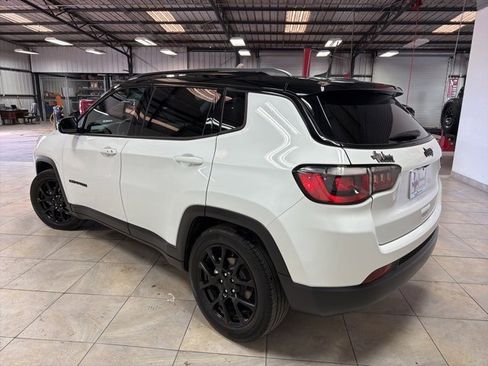 Used 2022 Jeep Compass Altitude image 5