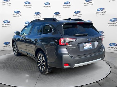 Used 2025 Subaru Outback Limited image 6