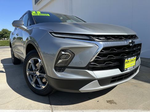 Used 2023 Chevrolet Blazer LT w/ Driver Confidence Package image 5