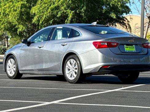 Used 2024 Chevrolet Malibu LT FWD image 3