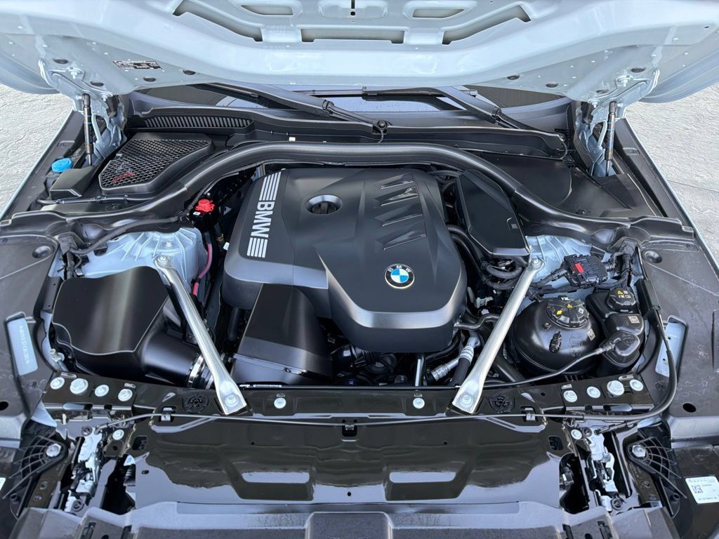 Used 2026 BMW 530i w/ M Sport Package RWD image 22